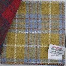 Con la etiqueta Harris Tweed amarilla, verifique el tejido de lana 100% virgen